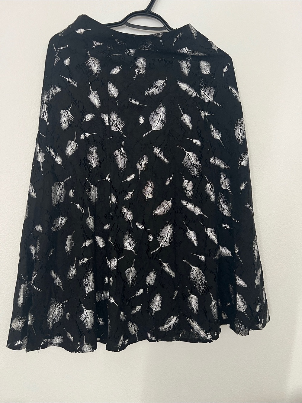 Sesana Black A-Line Skirt with golden glittering Feather Print
